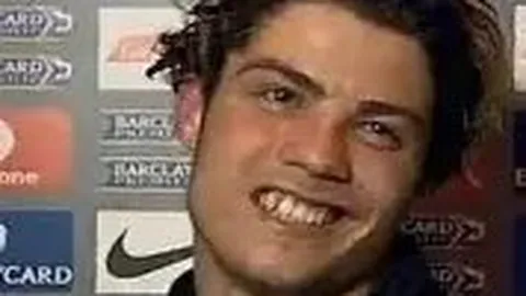 何雯娜产后半个月即展现惊人身材恢复速度